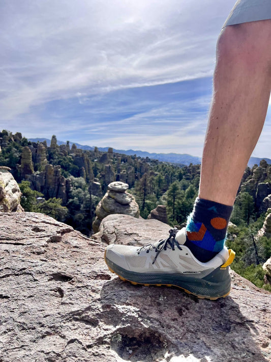 Ridge Mid-Crew Lightweight Sock - Lifestyle Image