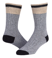 Throwback Stripe Crew Lightweight Everyday Sock - Black swatch - made in The USA Wigwam Socks
