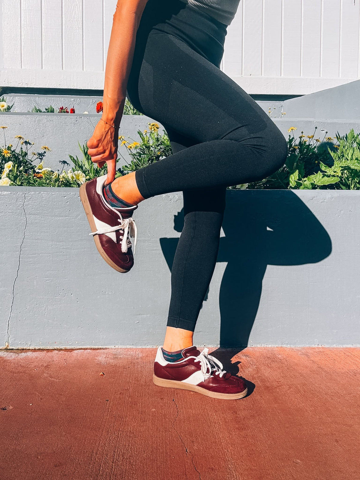 Bravura Low Lightweight Sock - Lifestyle Image - made in The USA Wigwam Socks