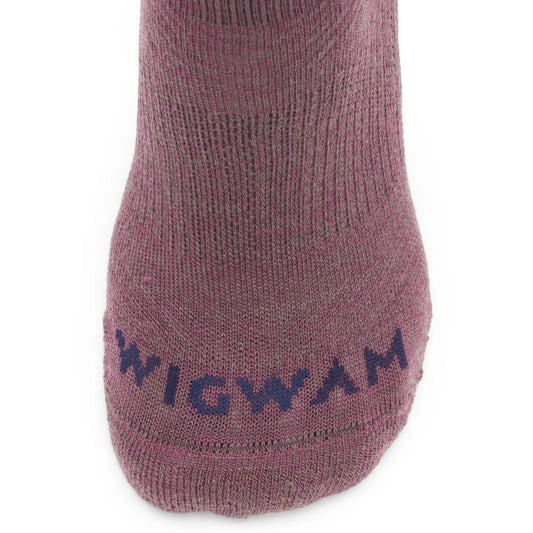 Axiom Lightweight Low Cut Sock With Merino Wool - Catawba Grape toe perspective