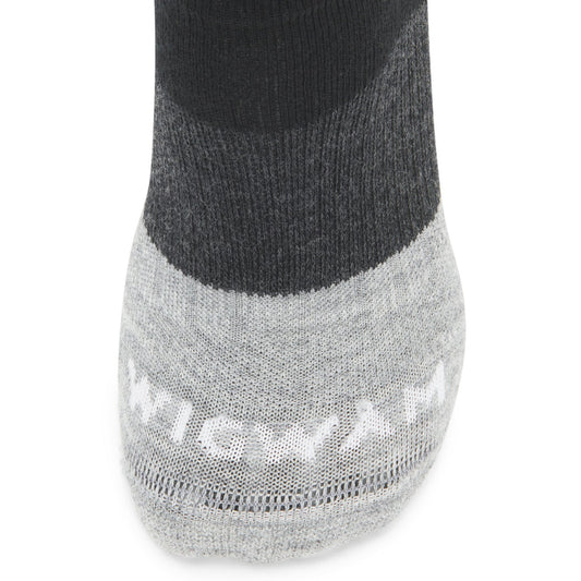 Trail Junkie Lightweight Low Sock With Merino Wool - Black toe perspective