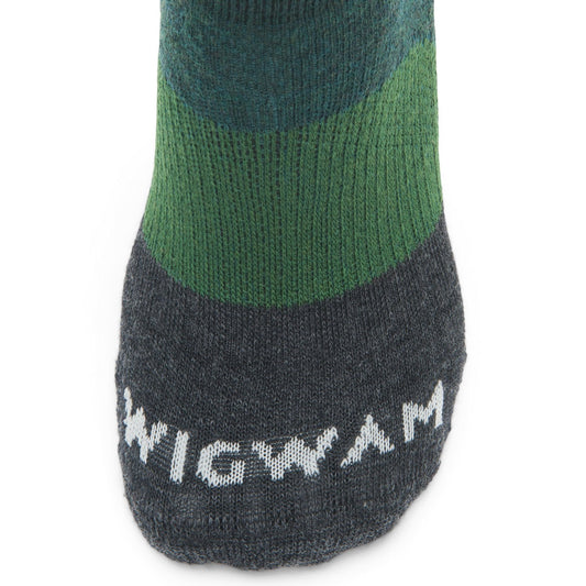 Trail Junkie Lightweight Low Sock With Merino Wool - June Bug toe perspective